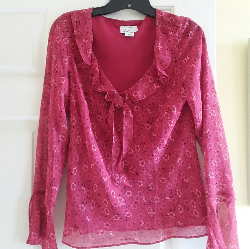 Ladies Ann Taylor Red Multi  Floral Silk Blouse  S